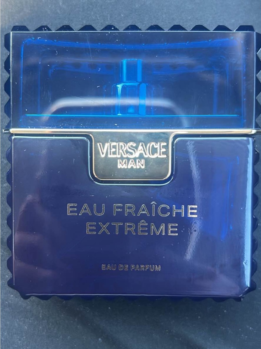 Versace Blue Man Eau Fraîche Extrême Perfume Bottle